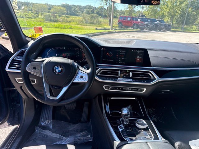Used 2022 BMW X7 xDrive40i w/ Executive Package AWD/4WD image 12