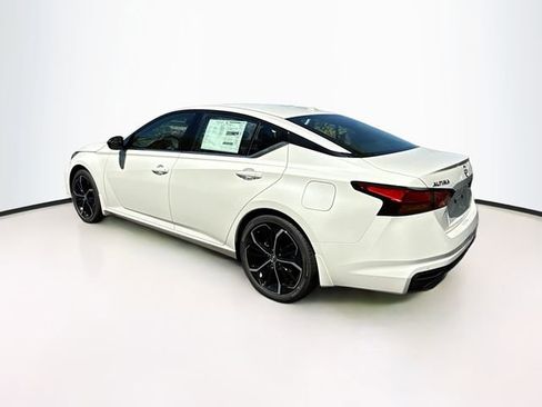 New 2025 Nissan Altima 2.5 SR w/ SR Premium Package image 4