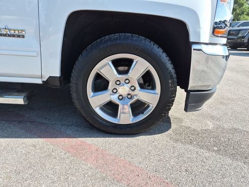 Used 2017 Chevrolet Silverado 1500 LT w/ Texas Edition RWD image 16