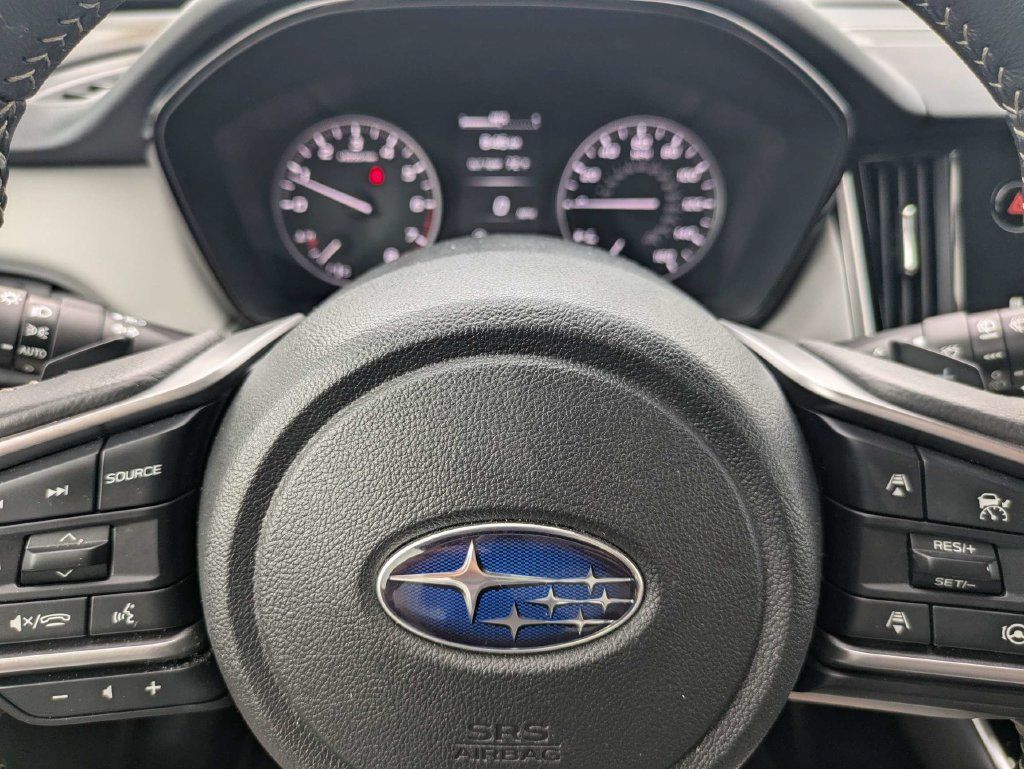 Certified 2025 Subaru Outback Premium AWD/4WD image 33