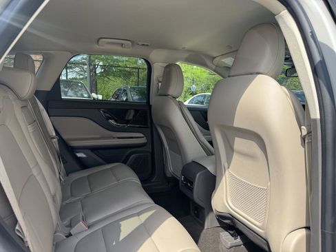 Used 2022 Lincoln Corsair FWD image 25