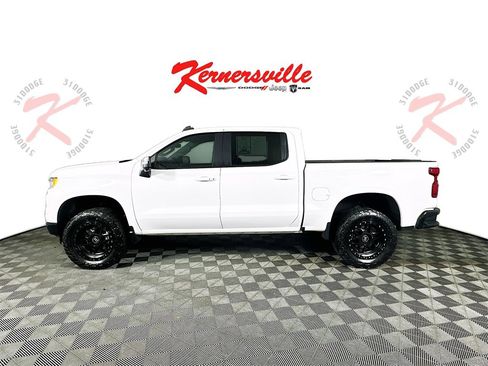 Used 2023 Chevrolet Silverado 1500 LT w/ Z71 Off-Road Package image 4