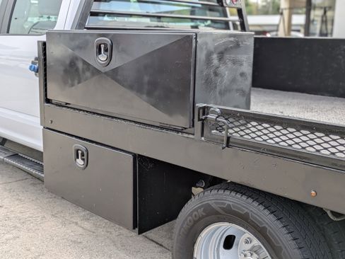 Used 2021 Ford F350 XL w/ Power Equipment Group image 11