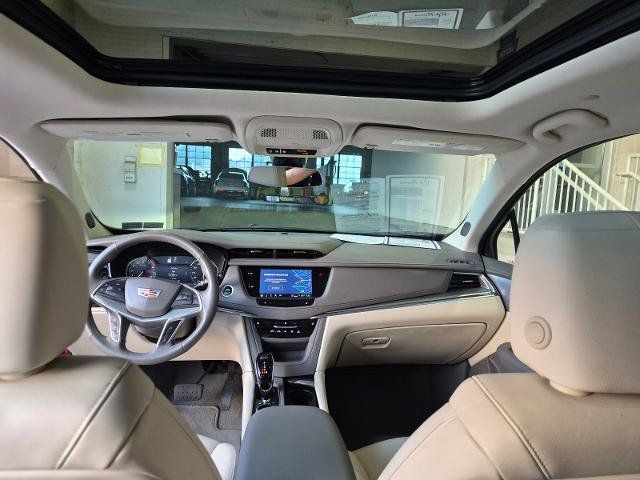 Used 2024 Cadillac XT5 Premium Luxury AWD/4WD image 17