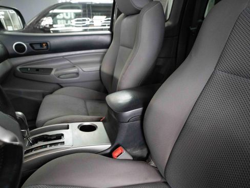 Used 2013 Toyota Tacoma 4x4 Access Cab V6 image 10
