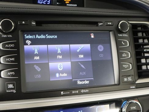 Used 2017 Toyota Highlander Limited Platinum image 33