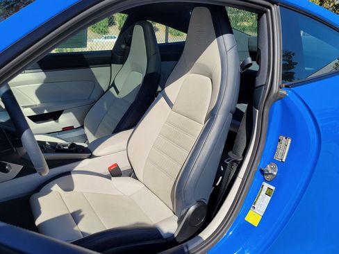 Certified 2025 Porsche 911 Carrera image 5