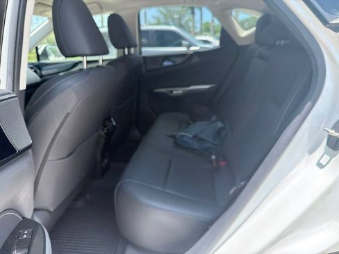 Used 2025 Lexus NX 250 FWD w/ Accessory Package (K3) image 6