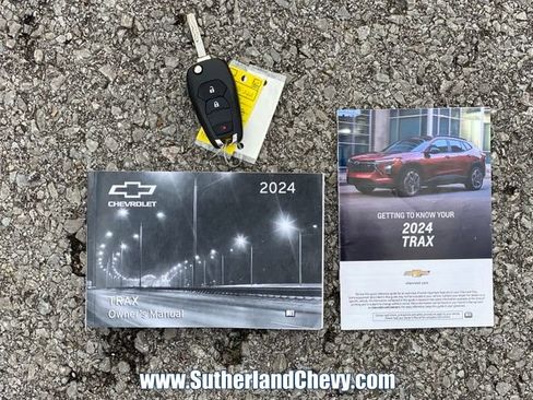 Used 2024 Chevrolet Trax LS FWD image 40
