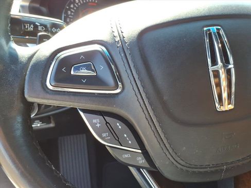 Used 2020 Lincoln MKZ Reserve w/ Elements Package image 18