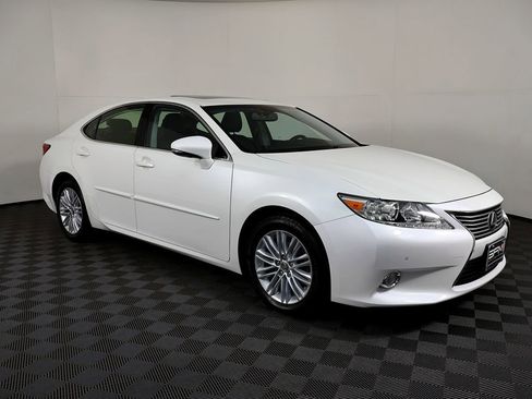 Used 2013 Lexus ES 350 image 6