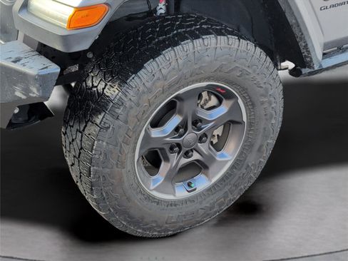 Used 2020 Jeep Gladiator Rubicon image 11