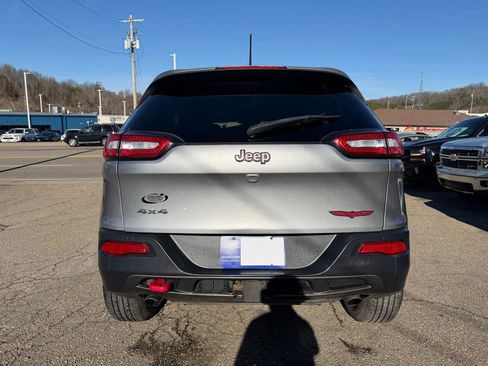 Used 2015 Jeep Cherokee Trailhawk w/ Comfort/Convenience Group image 5