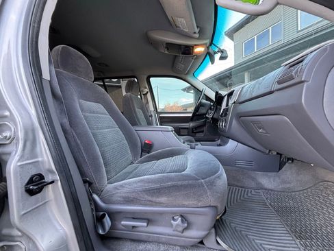 Used 2003 Ford Explorer XLT image 20