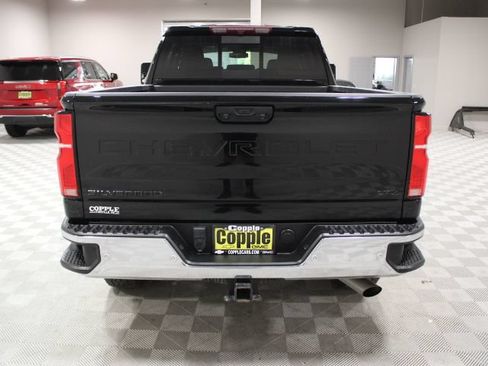 Used 2024 Chevrolet Silverado 2500 LTZ w/ LTZ Convenience Package AWD/4WD image 11