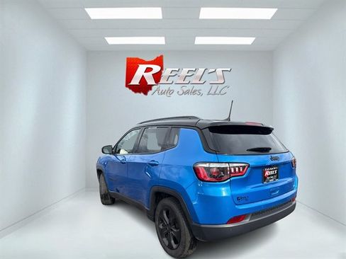 Used 2021 Jeep Compass Latitude FWD image 24