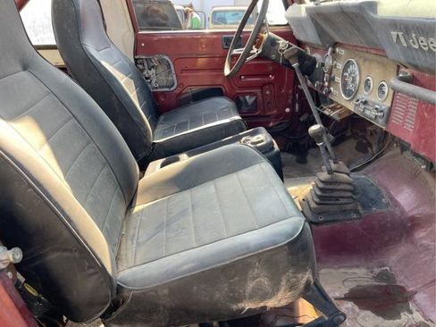 Used 1986 Jeep CJ 7 image 12
