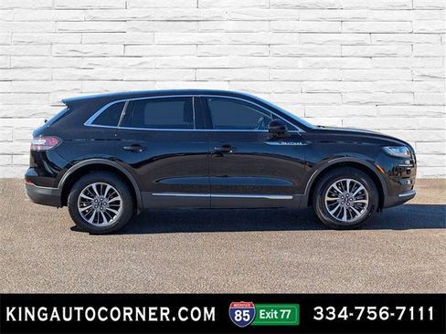 Used 2022 Lincoln Nautilus Reserve image 4