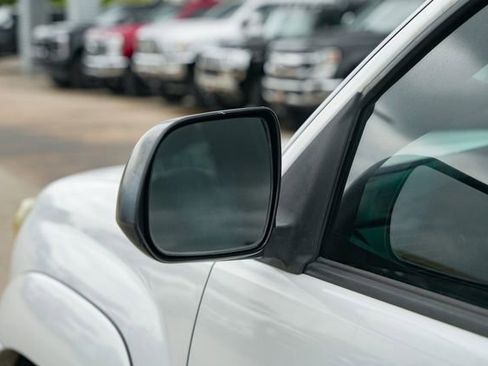 Used 2013 Toyota Tacoma PreRunner w/ SR5 Pkg image 16