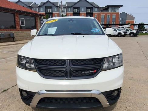 Used 2018 Dodge Journey Crossroad FWD image 2