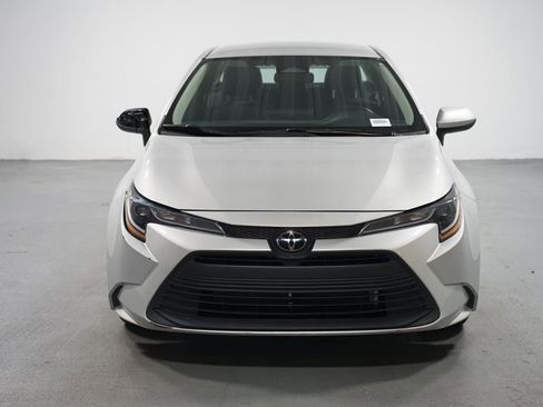 Certified 2024 Toyota Corolla LE image 2