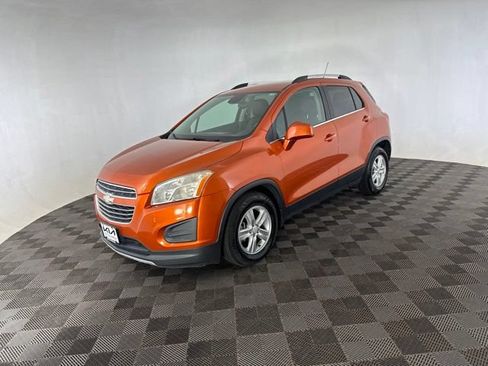Used 2015 Chevrolet Trax LT w/ LT Plus Package FWD image 5