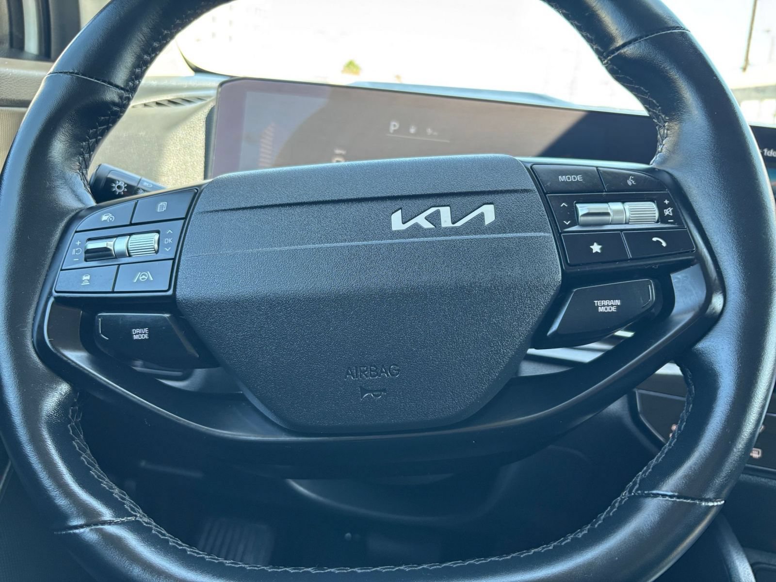 Used 2026 Kia Sportage LX AWD/4WD image 28