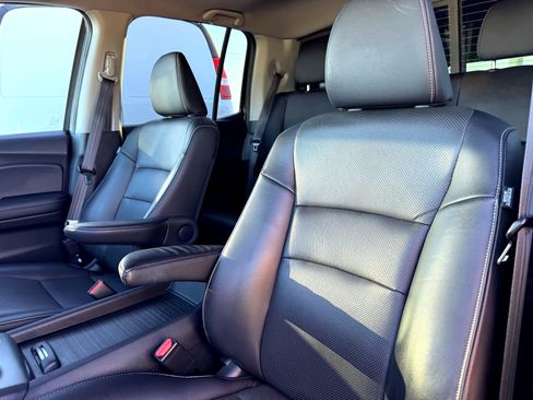 Used 2023 Honda Ridgeline RTL image 12