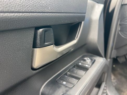 Used 2024 Toyota Tacoma TRD Sport image 11