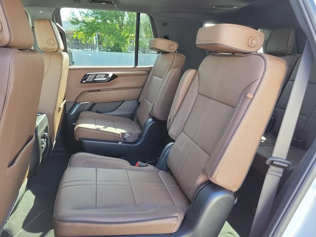 New 2026 Chevrolet Tahoe High Country w/ Sun And Tow Package AWD/4WD image 14