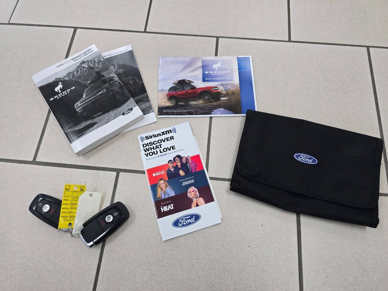 Used 2023 Ford Bronco Sport Heritage w/ Heritage Convenience Package AWD/4WD image 39