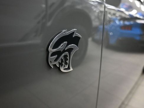 Used 2017 Dodge Challenger SRT Hellcat image 3