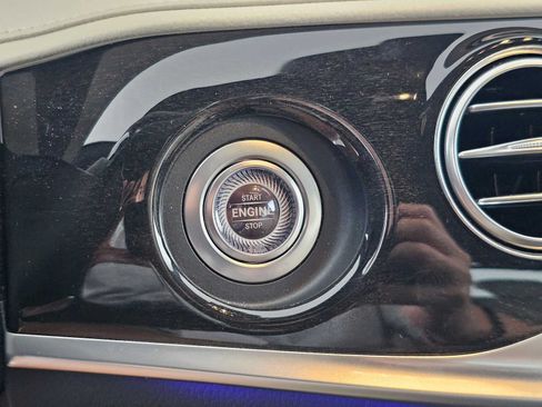 Used 2018 Mercedes-Benz S 560 Sedan image 30