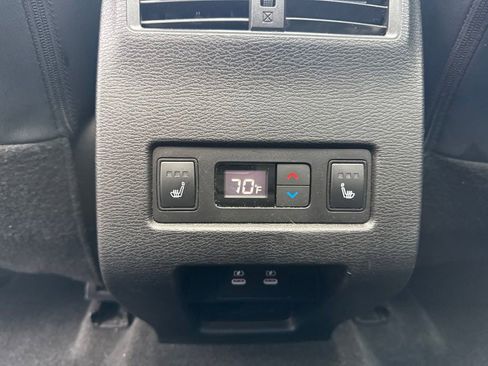 Used 2025 Mitsubishi Outlander SEL FWD image 21