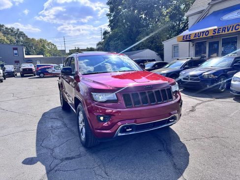 Used 2015 Jeep Grand Cherokee Overland w/ Advanced Technology Group image 2