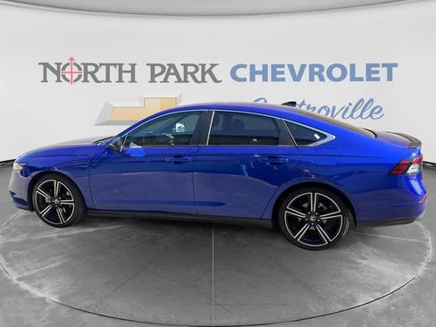 Used 2024 Honda Accord Sport image 6