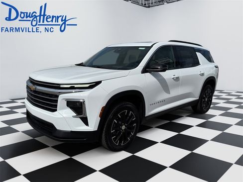 New 2026 Chevrolet Traverse LT w/ Sun and Wheel Package image 1