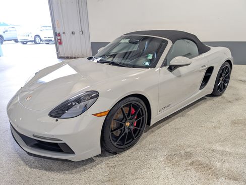 Used 2023 Porsche 718 Boxster GTS RWD image 7