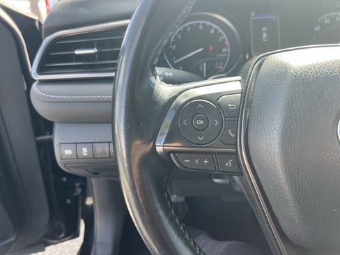 Used 2023 Toyota Camry SE FWD image 19
