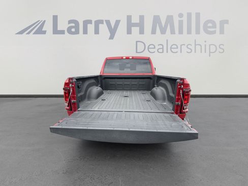 New 2025 RAM 2500 Big Horn image 32