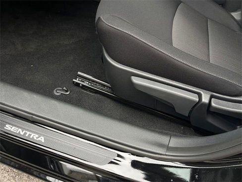 New 2025 Nissan Sentra SV w/ All-Weather Package image 10