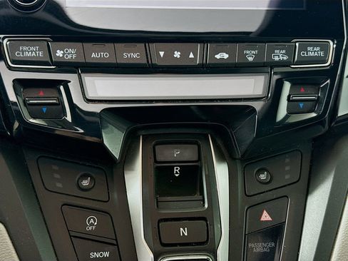 Used 2019 Honda Odyssey Touring image 16