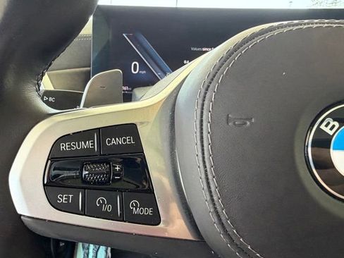 Used 2023 BMW X7 xDrive40i w/ M Sport Package AWD/4WD image 16