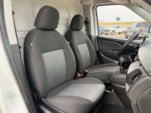 Used 2022 RAM ProMaster City Tradesman FWD image 29