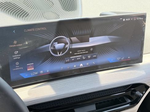 Used 2025 BMW i4 eDrive40 w/ Premium Package RWD image 32