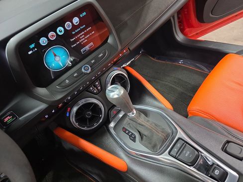 Certified 2018 Chevrolet Camaro SS w/ Hot Wheels Edition RWD image 25