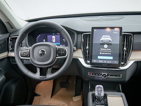 New 2026 Volvo XC90 T8 Plus w/ Protection Package AWD/4WD image 28