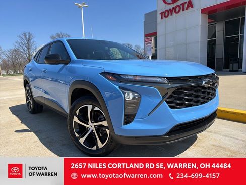 Used 2024 Chevrolet Trax RS w/ Sunroof Package image 1