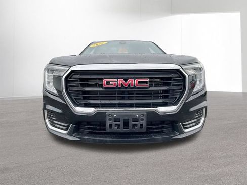 Used 2024 GMC Terrain SLE AWD/4WD image 33