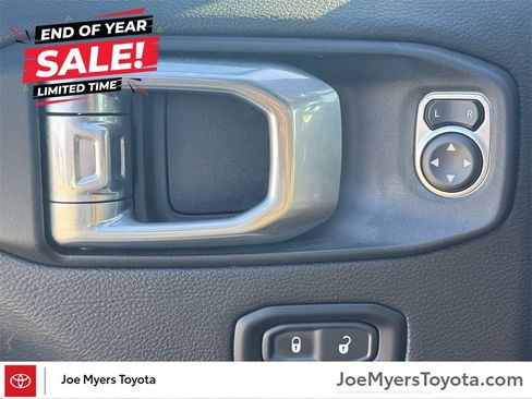 Used 2021 Jeep Wrangler Unlimited Rubicon image 16